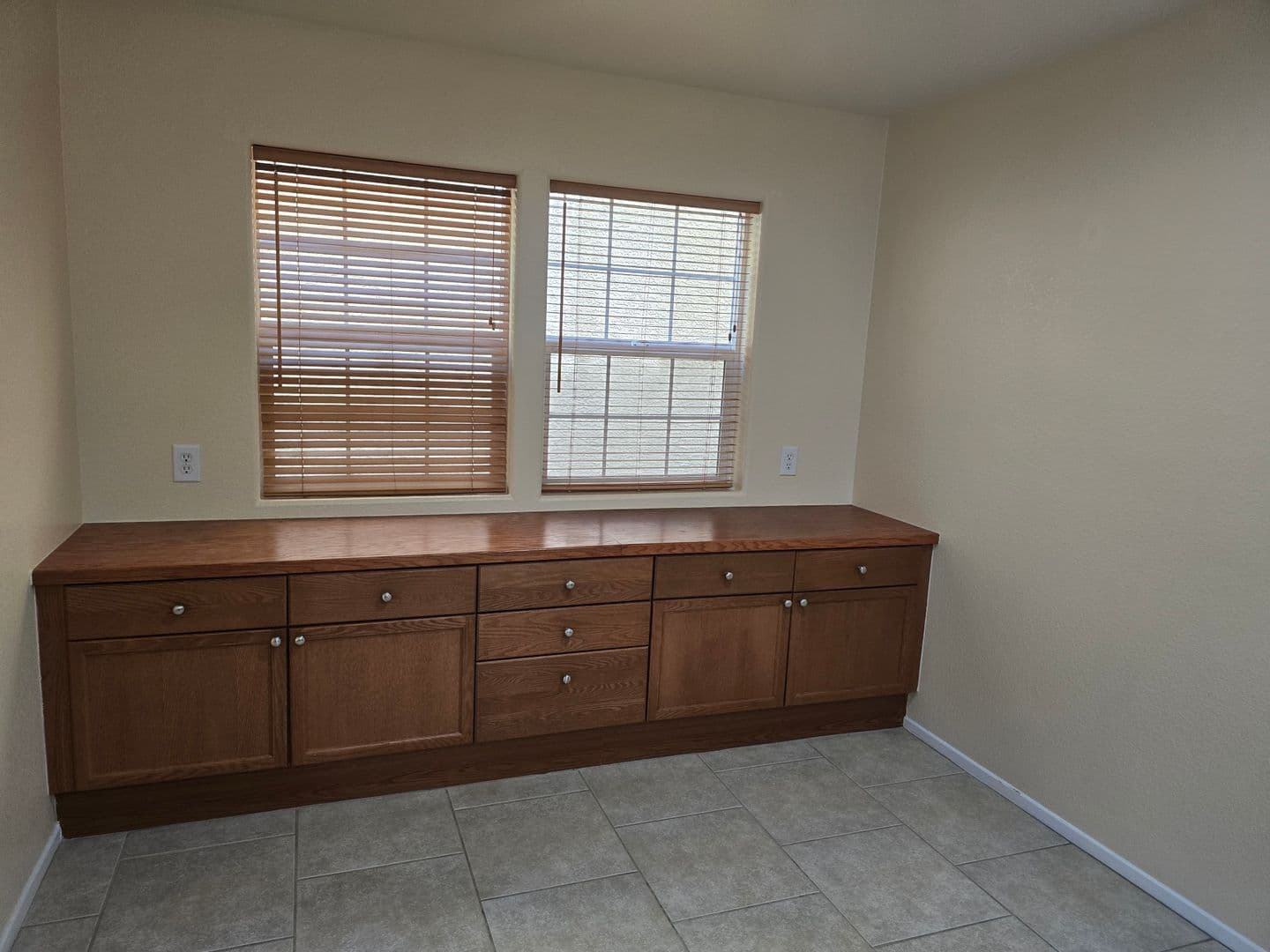 Las Vegas House: 9160 Column Court
