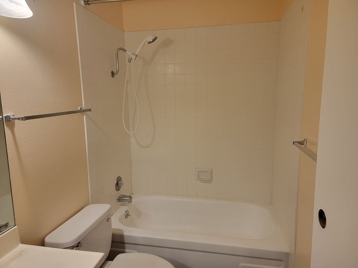 LAS VEGAS Apartment: 1773 E. Harmon Ave