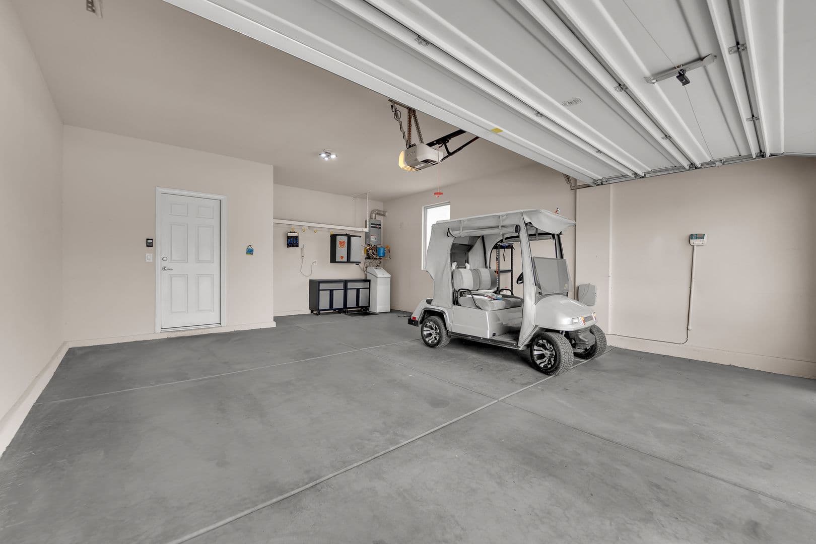 Henderson House: 279 Via San Gabriella