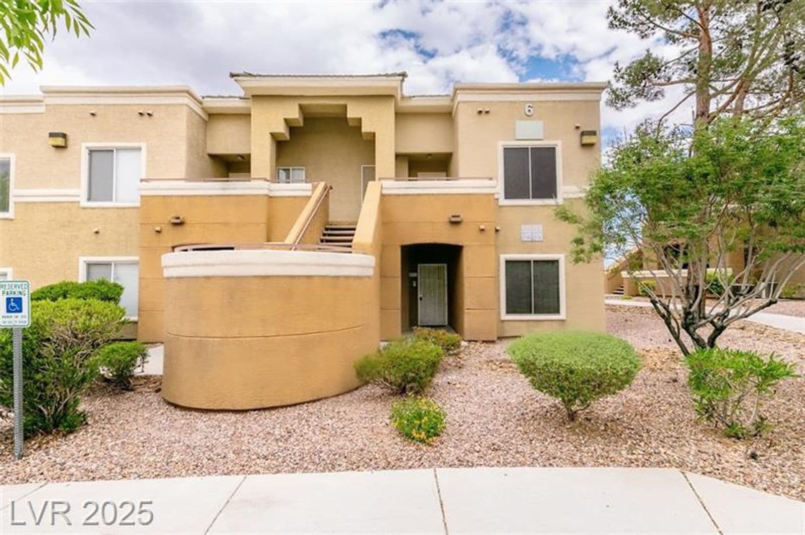 Las Vegas Condo: 8070 W. Russell Rd Unit 2026 BLDG 6