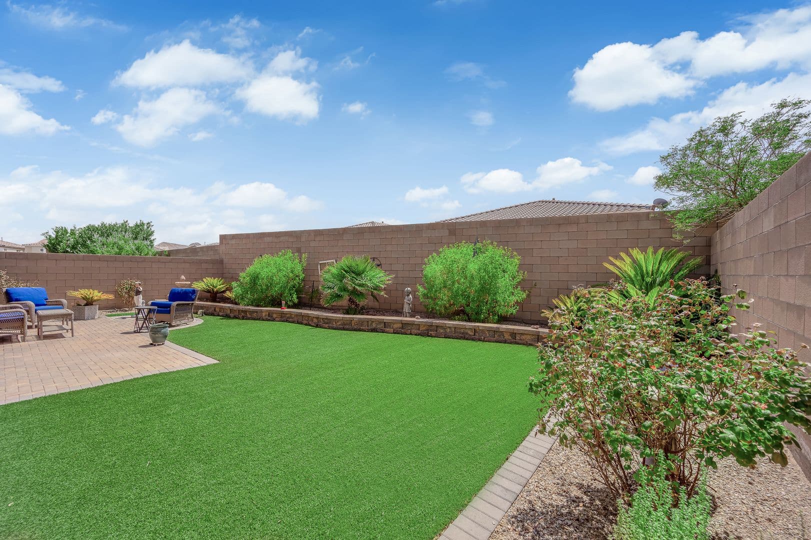 Henderson House: 279 Via San Gabriella