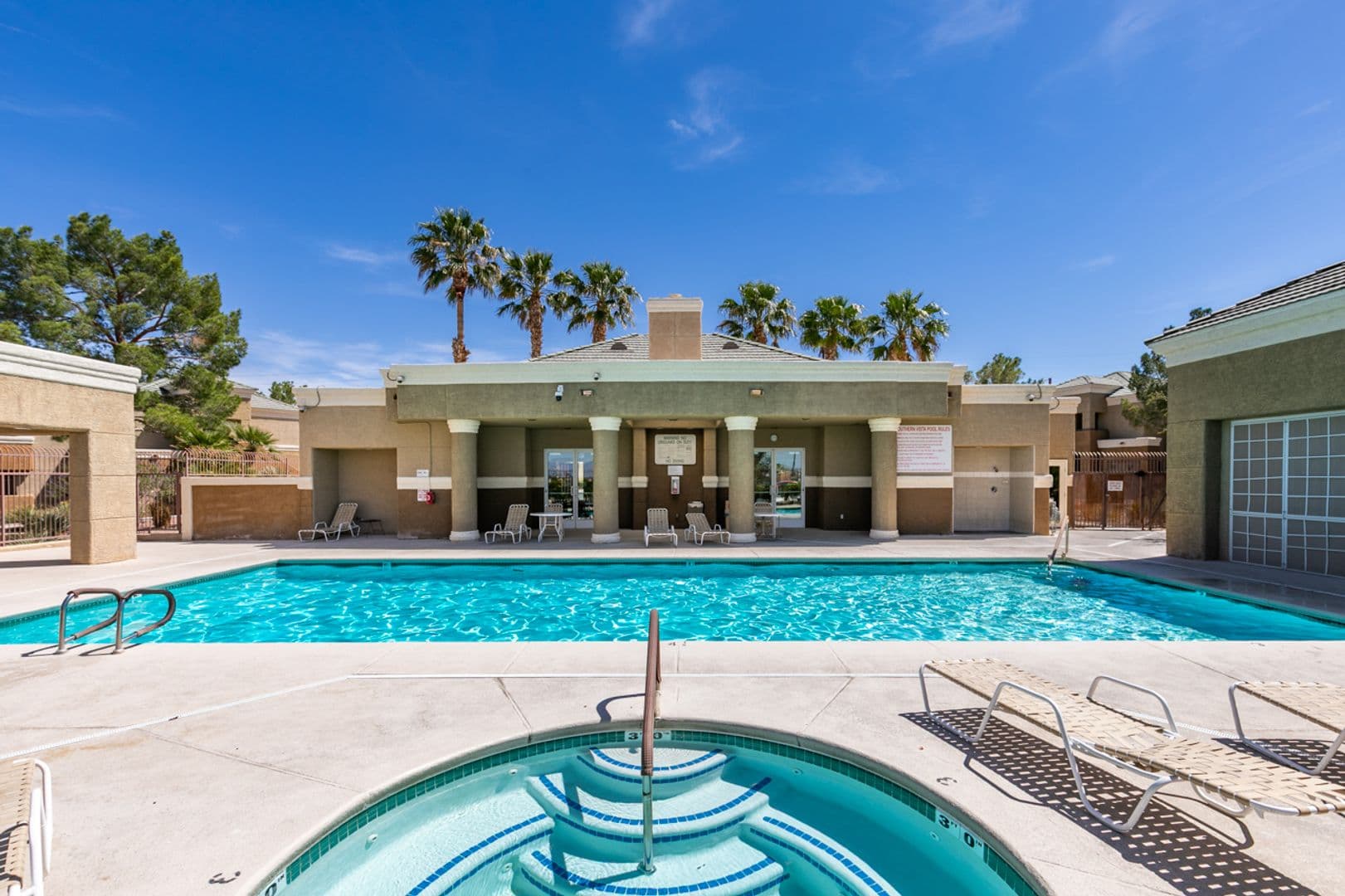 Las Vegas Condo: 8070 W. Russell Rd Unit 2026 BLDG 6