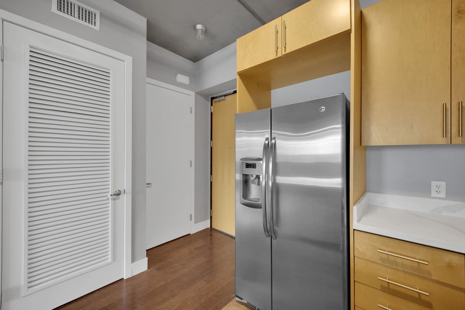 Las Vegas Condo: 353 East Bonneville #804