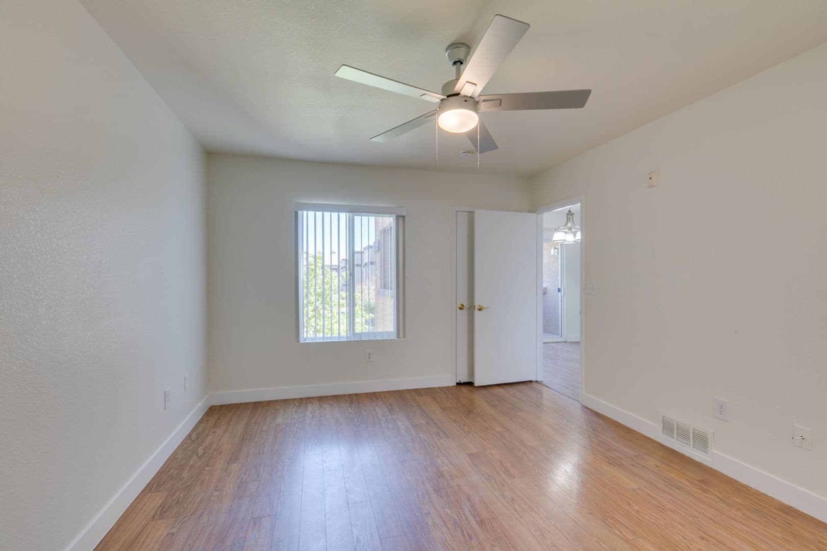 LAS VEGAS Condo: 6650 W. WARM SPRINGS ROAD UNIT 2118, BULD 16