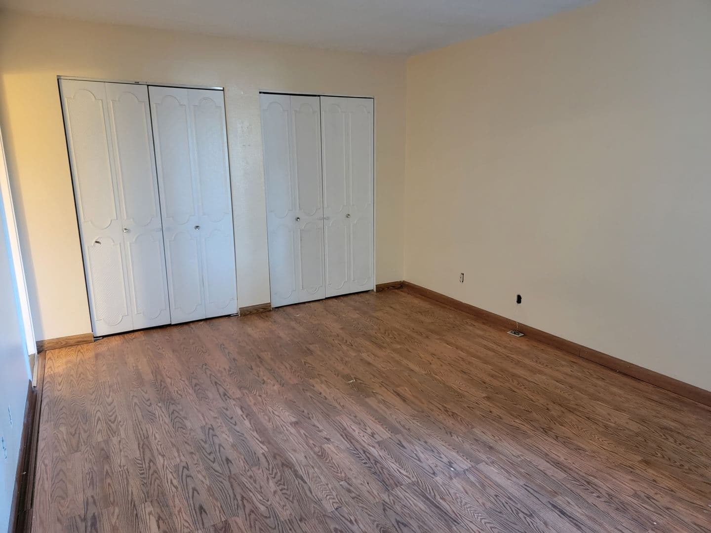 LAS VEGAS Apartment: 1773 E. Harmon Ave