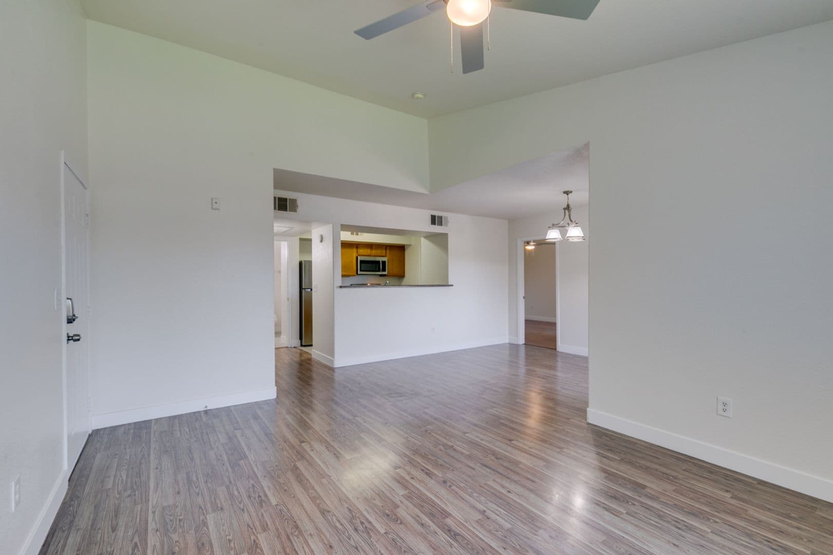 LAS VEGAS Condo: 6650 W. WARM SPRINGS ROAD UNIT 2118, BULD 16