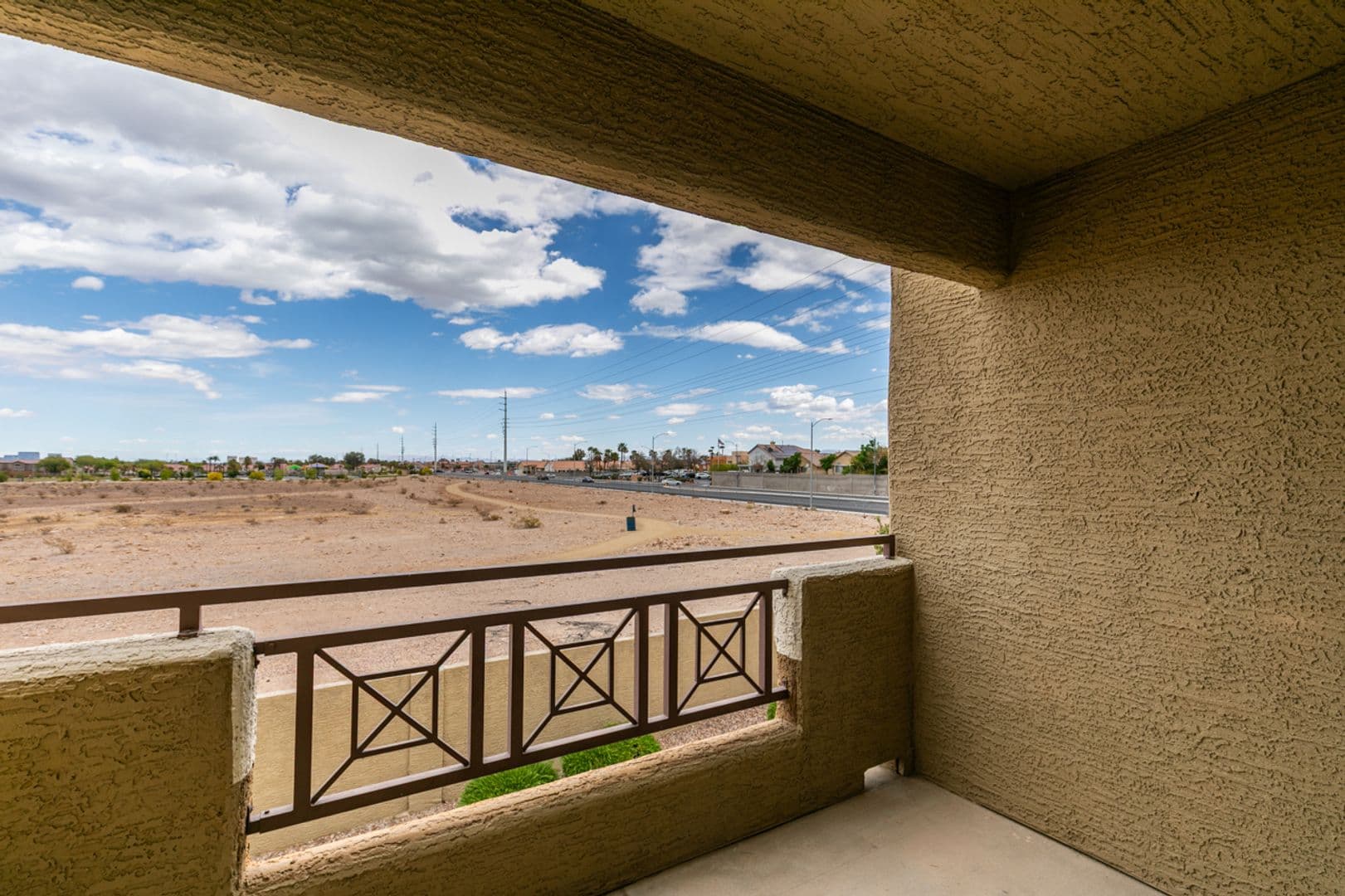 Las Vegas Condo: 8070 W. Russell Rd Unit 2026 BLDG 6