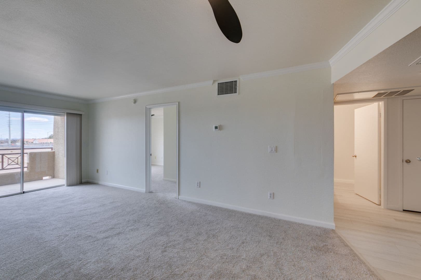 Las Vegas Condo: 8070 W. Russell Rd Unit 2026 BLDG 6
