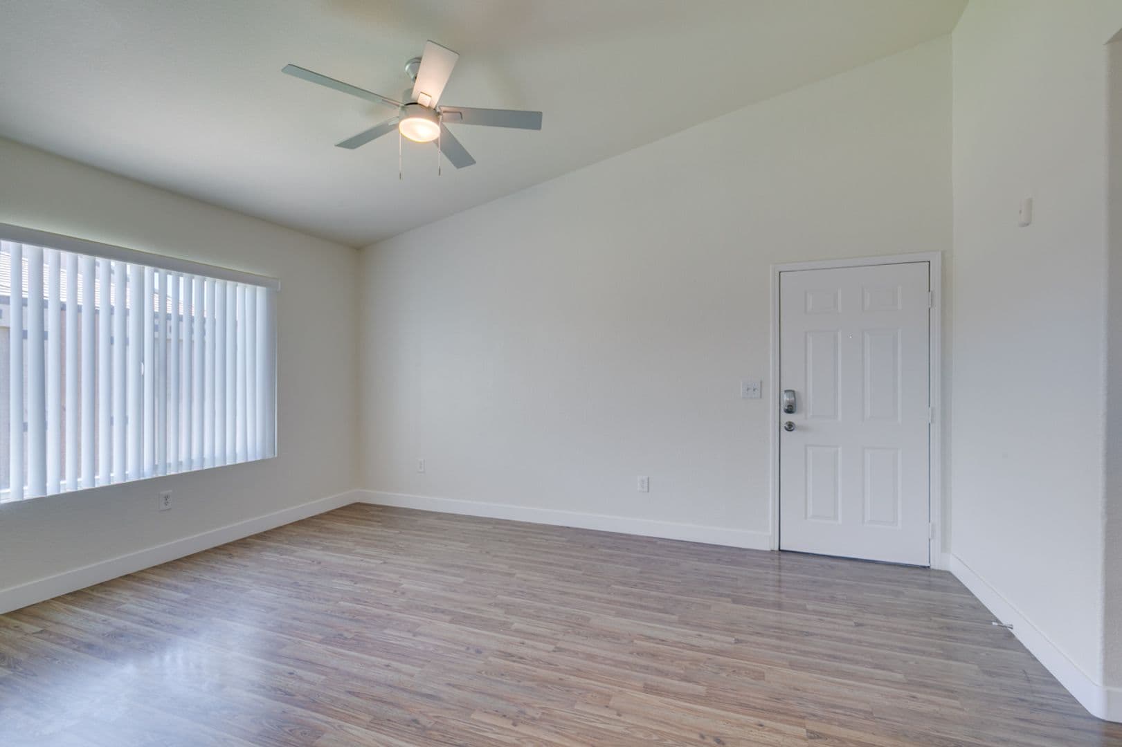 LAS VEGAS Condo: 6650 W. WARM SPRINGS ROAD UNIT 2118, BULD 16