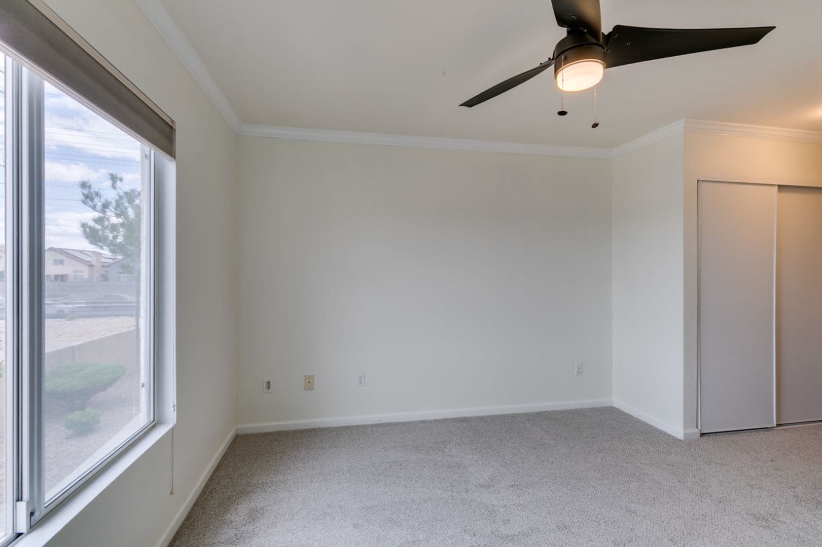 Las Vegas Condo: 8070 W. Russell Rd Unit 2026 BLDG 6