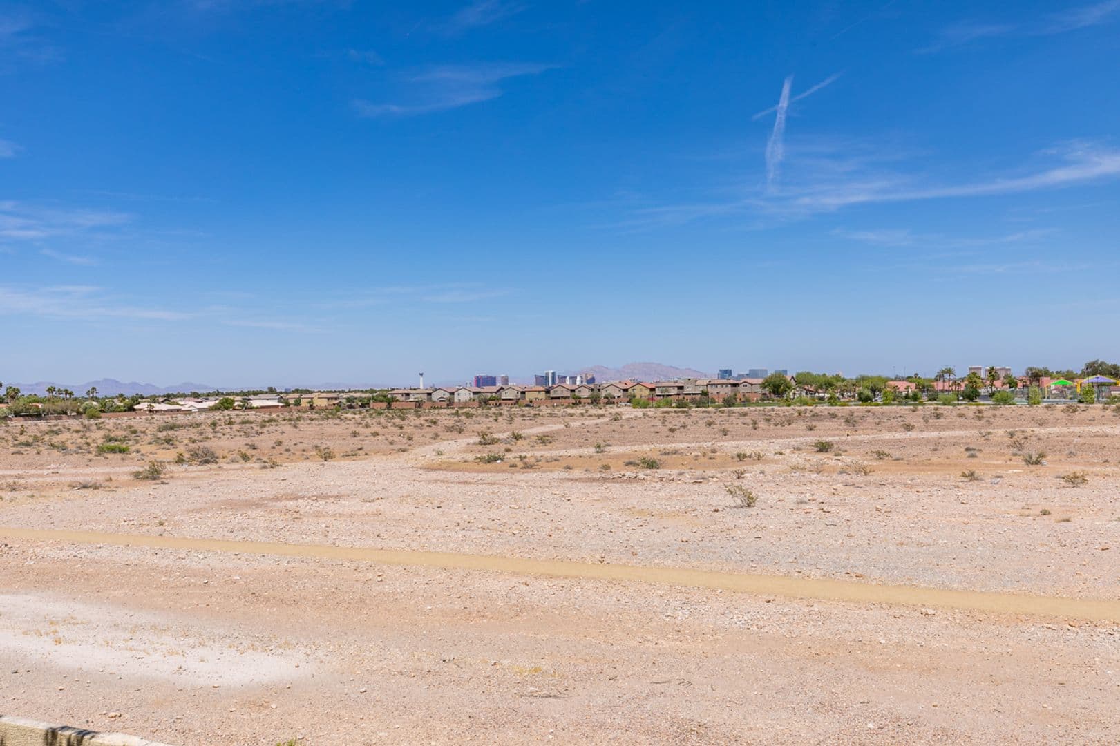 Las Vegas Condo: 8070 W. Russell Rd Unit 2026 BLDG 6