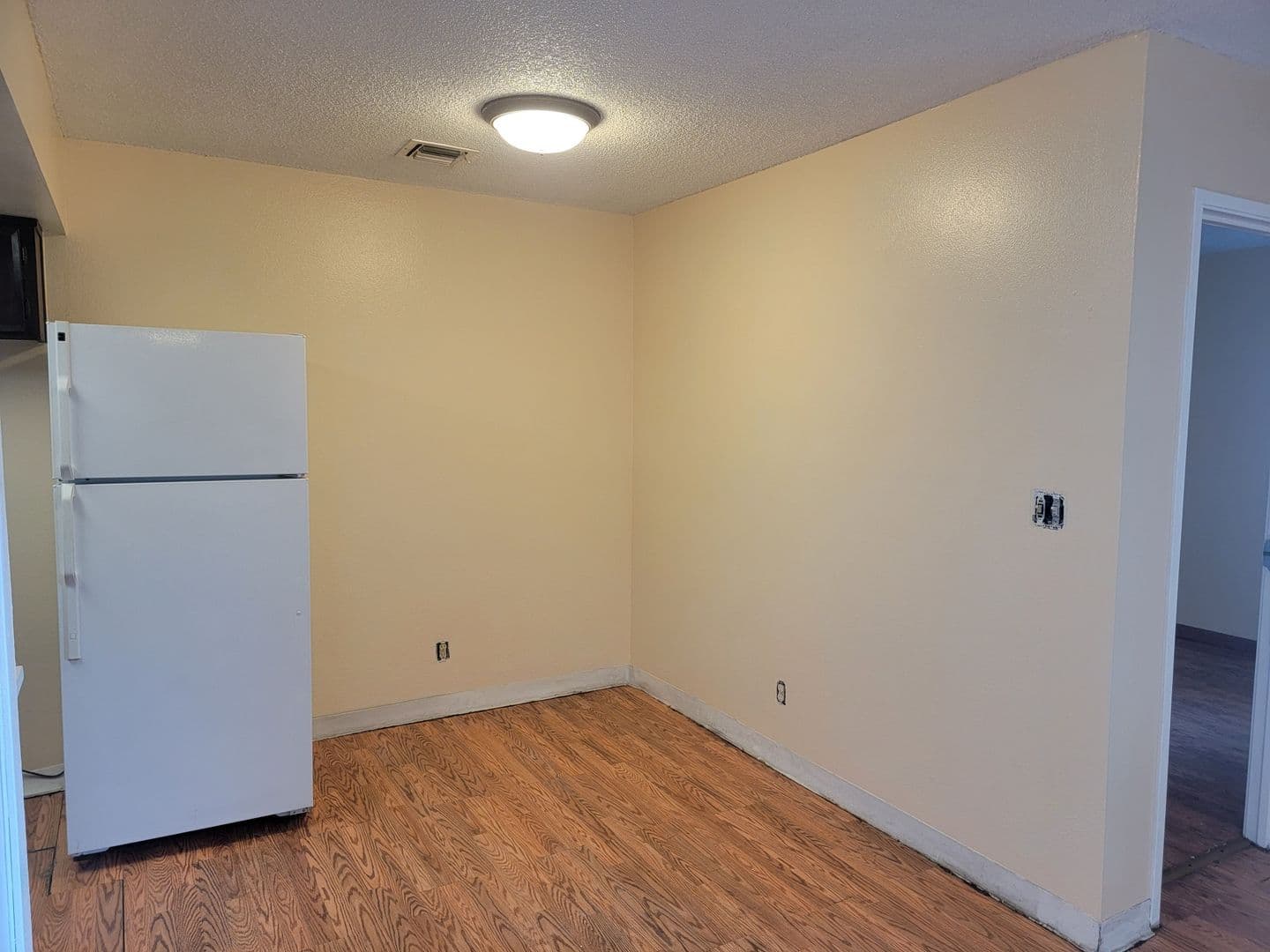 LAS VEGAS Apartment: 1773 E. Harmon Ave