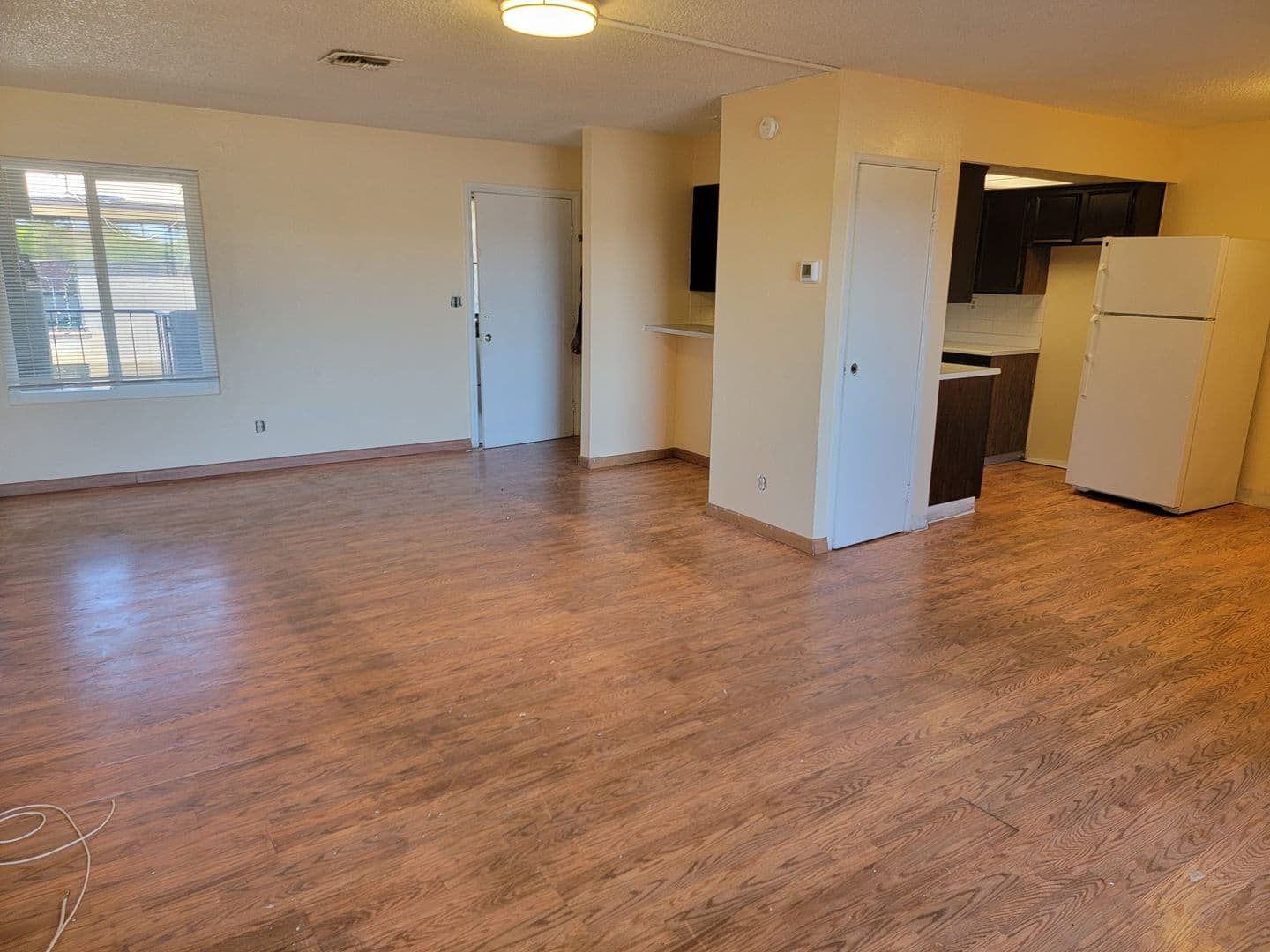 LAS VEGAS Apartment: 1773 E. Harmon Ave
