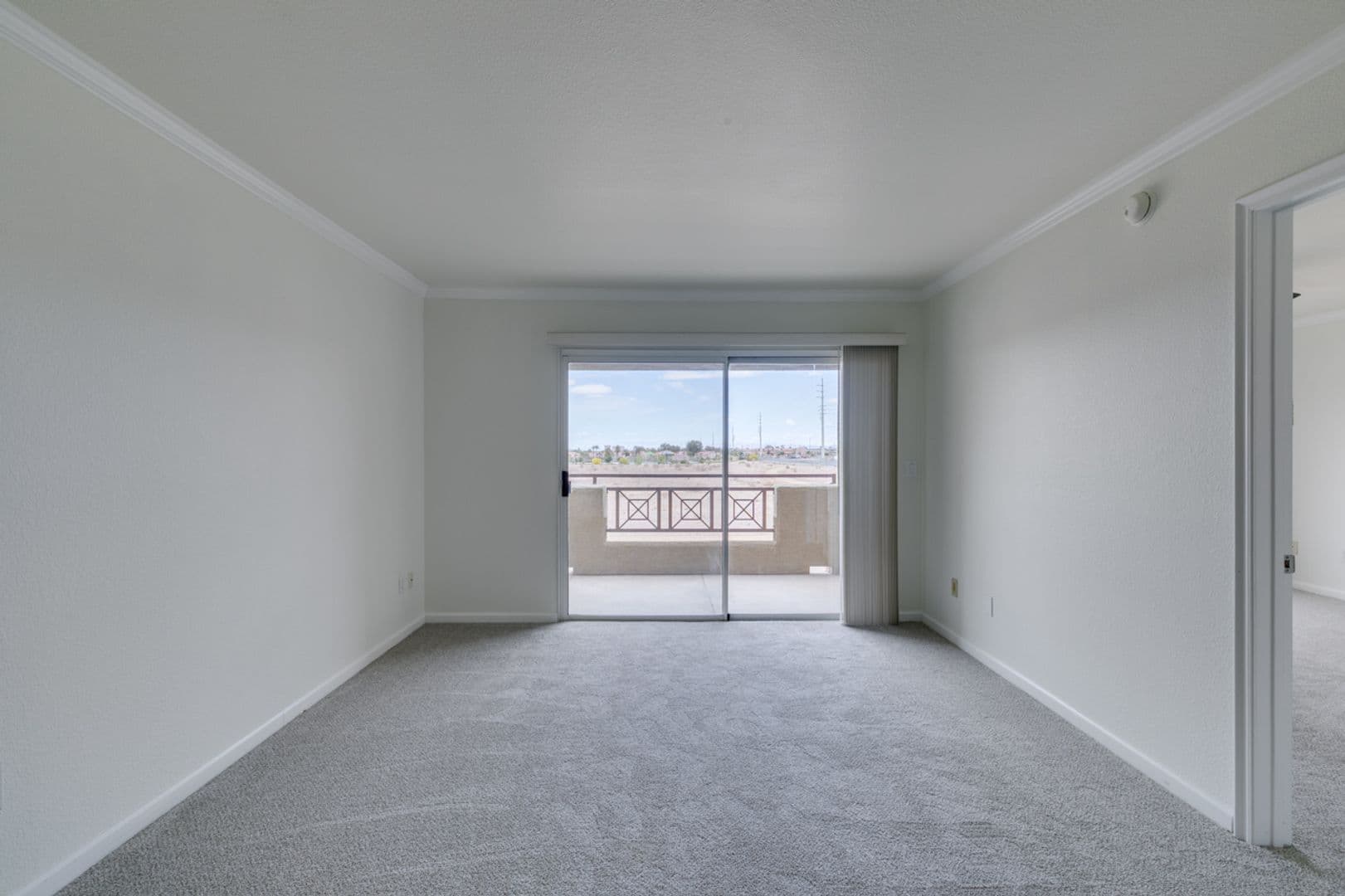 Las Vegas Condo: 8070 W. Russell Rd Unit 2026 BLDG 6