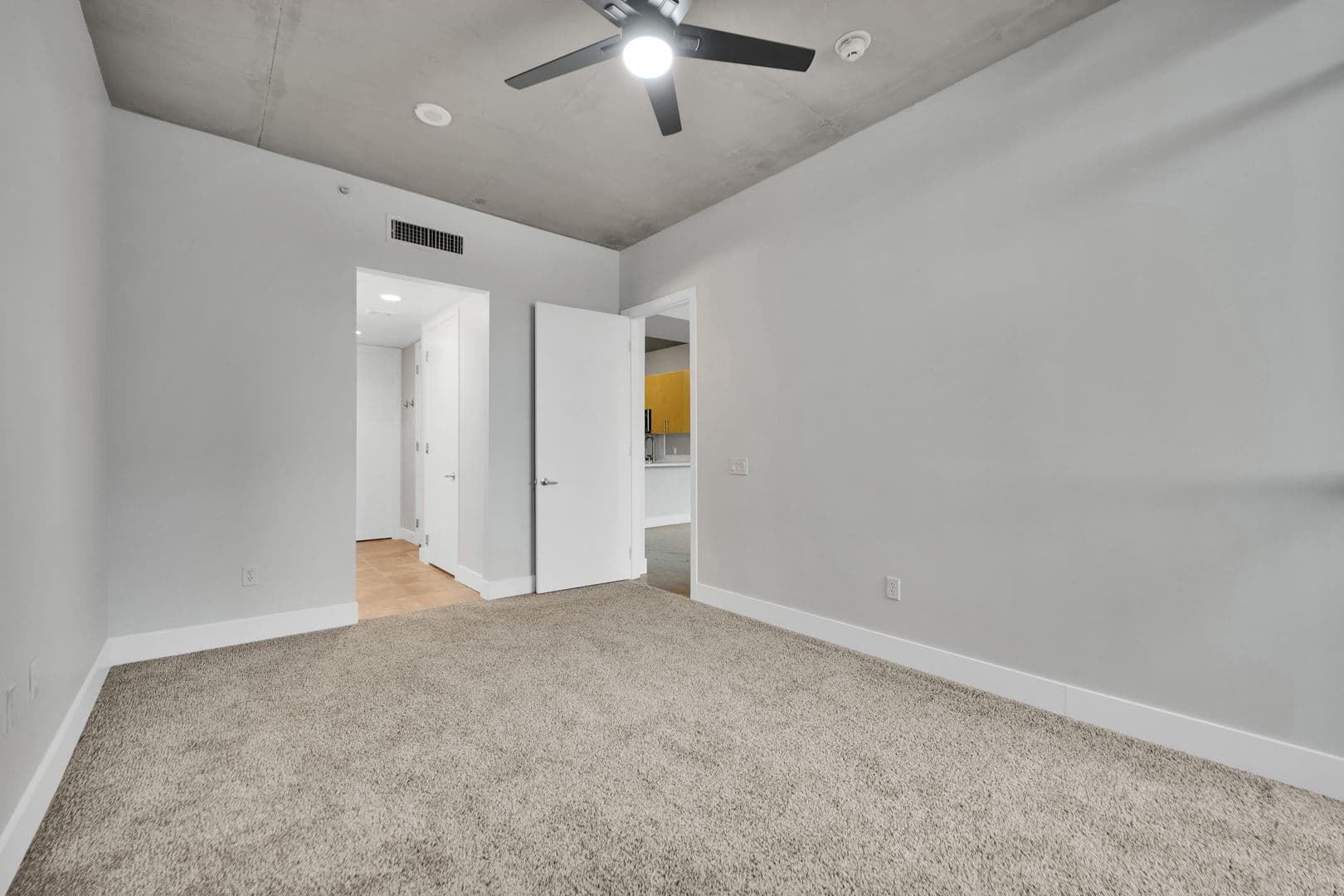 Las Vegas Condo: 353 East Bonneville #804