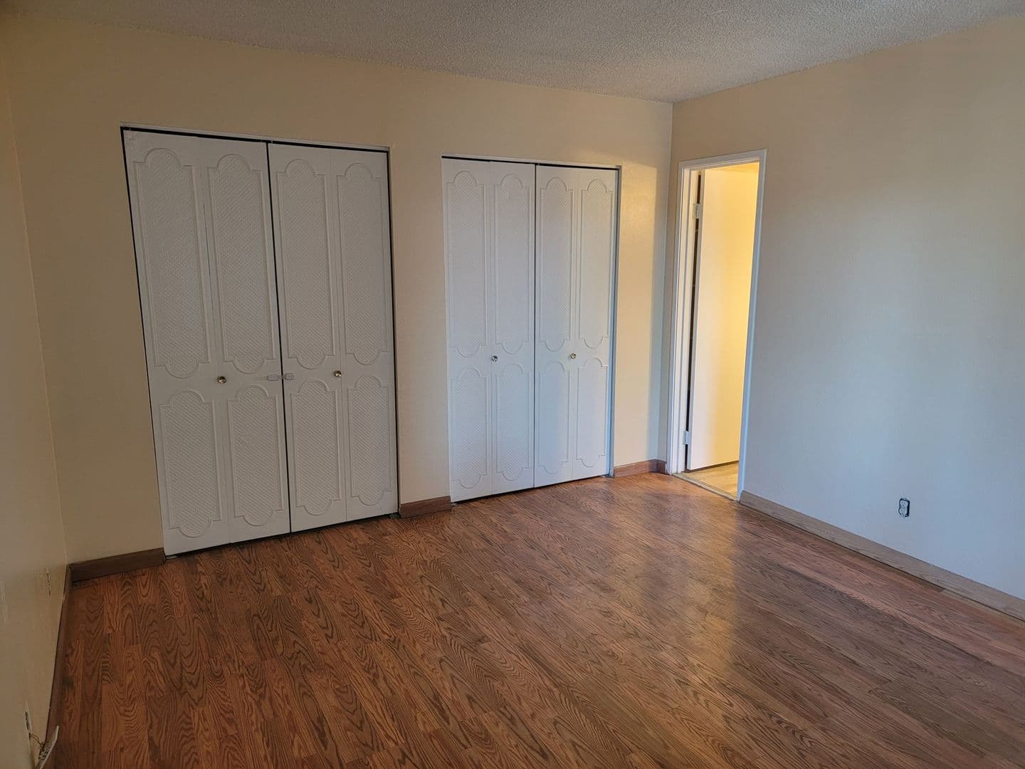 LAS VEGAS Apartment: 1773 E. Harmon Ave