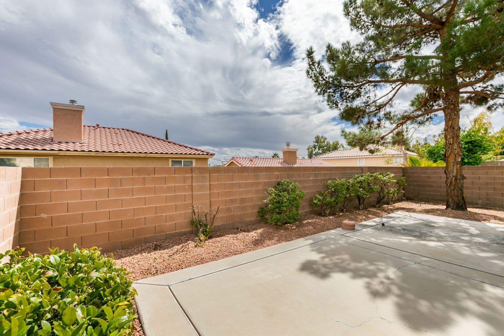 LAS VEGAS House: 1920 Sondrio Dr