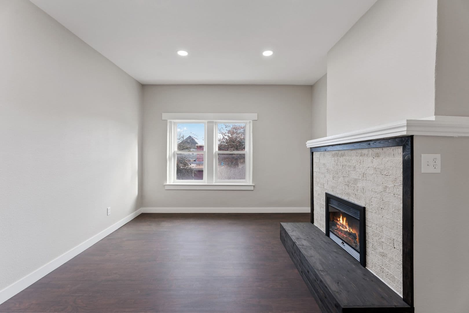 Portland Apartment: 100 N Killingsworth St