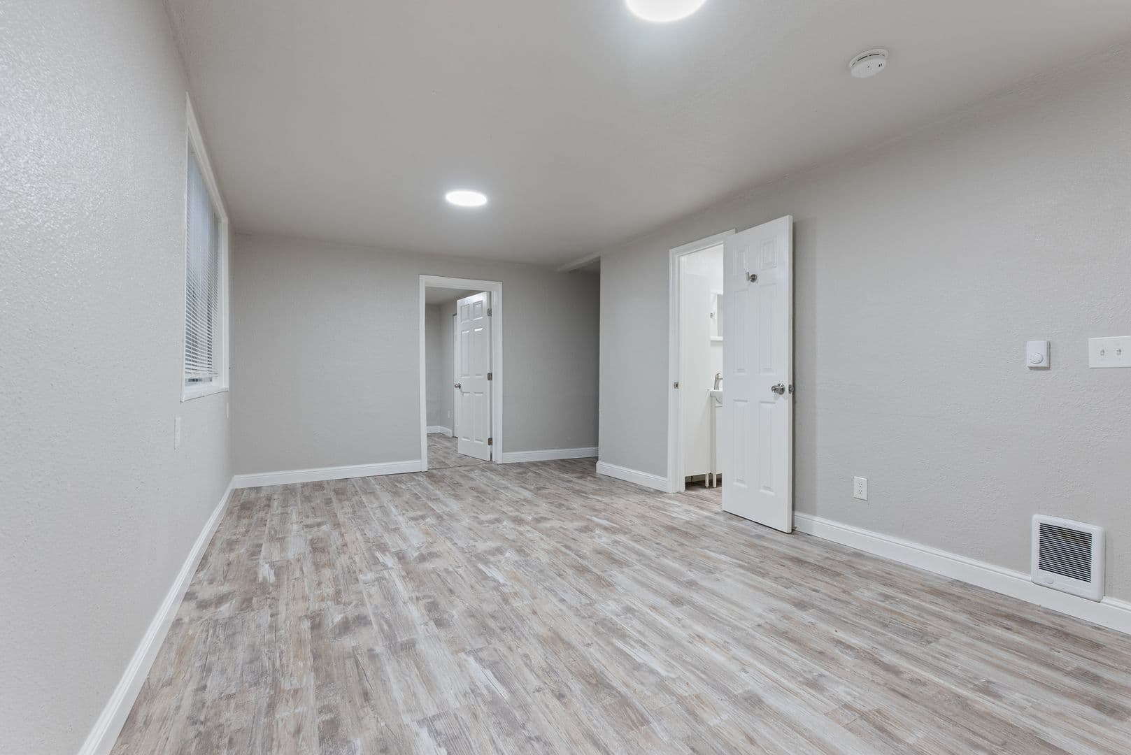 Vancouver Apartment: 3812 R St - Unit #3