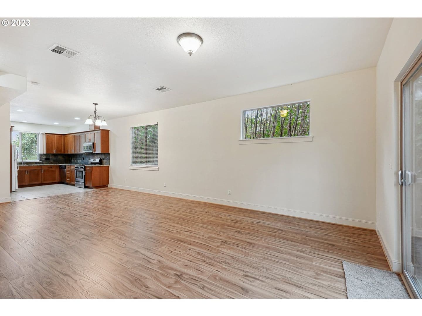 Portland Townhome: 5331 NE Cully Blvd