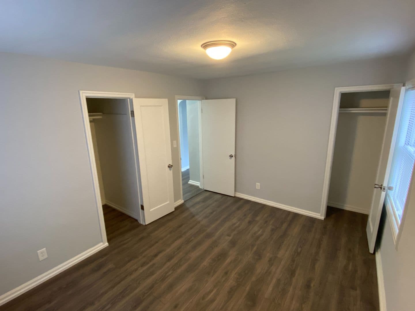 Portland Apartment: 8104-8110 SE Raymond St.