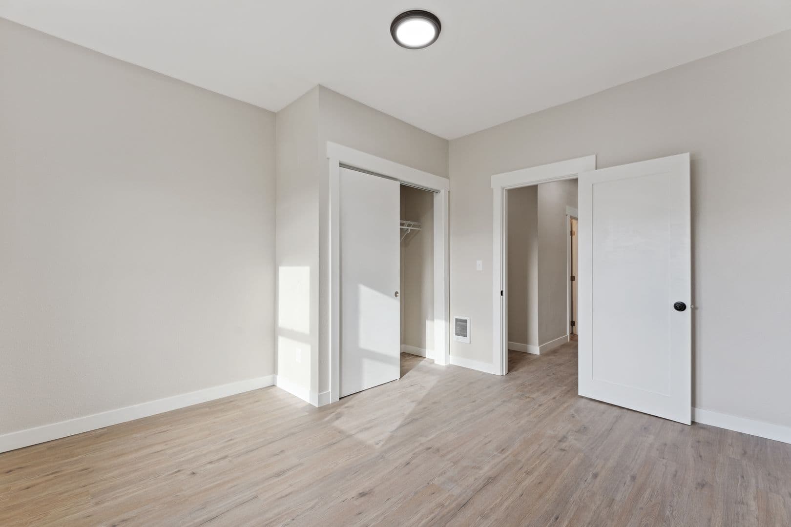 Portland Apartment: 100 N Killingsworth St