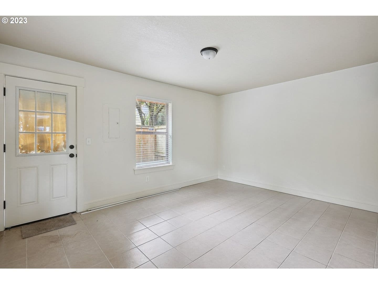 Portland Townhome: 5331 NE Cully Blvd