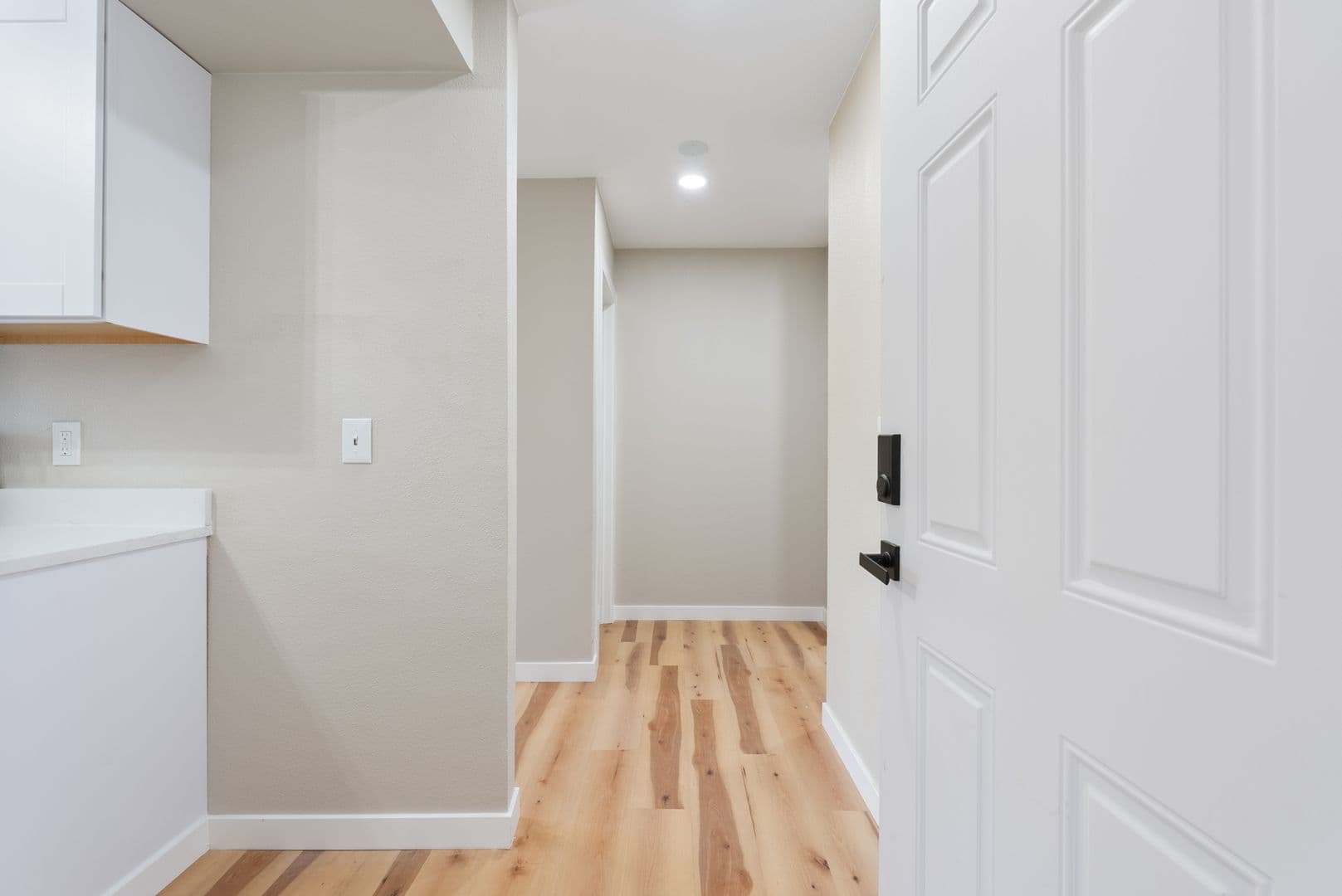 Portland Apartment: 12800 NE Sandy Blvd