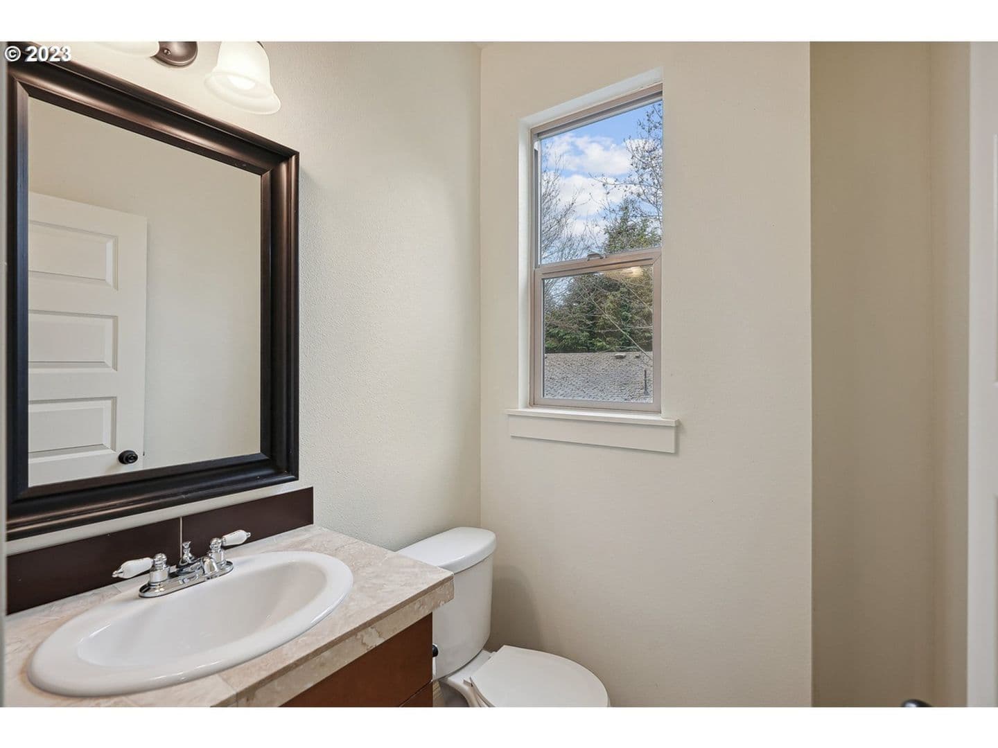 Portland Townhome: 5331 NE Cully Blvd
