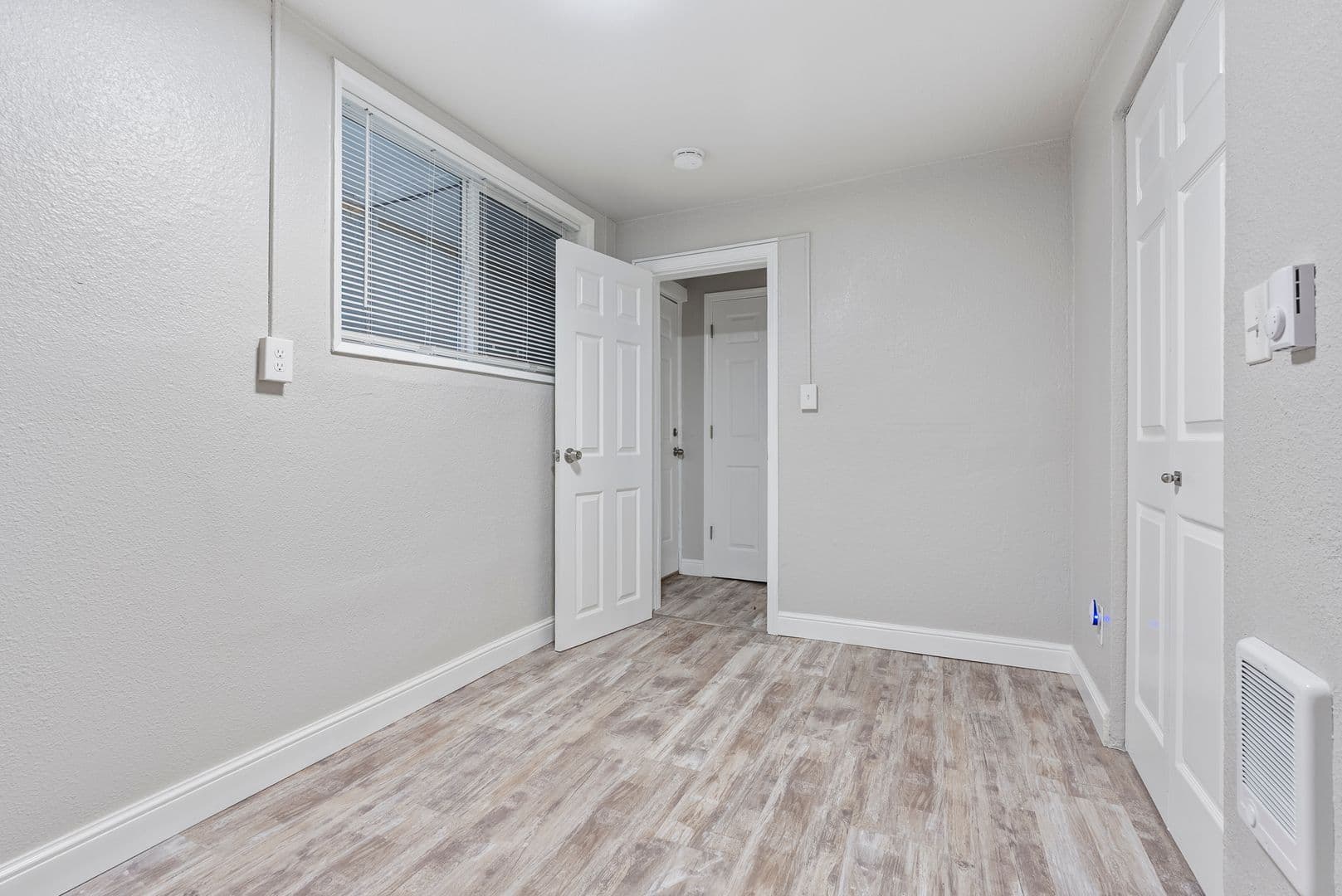Vancouver Apartment: 3812 R St - Unit #3