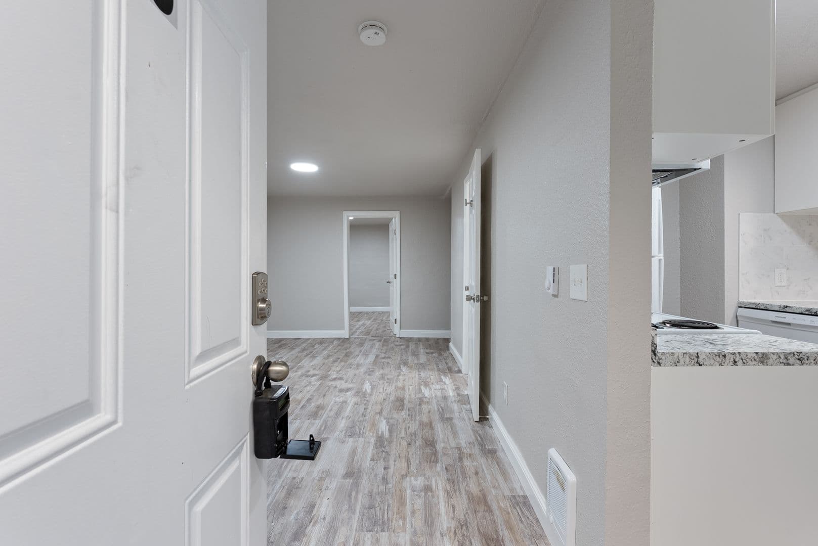 Vancouver Apartment: 3812 R St - Unit #3