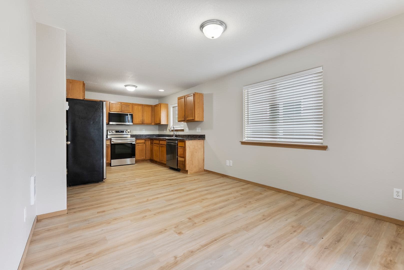 Portland House: 12618 SE Ramona St