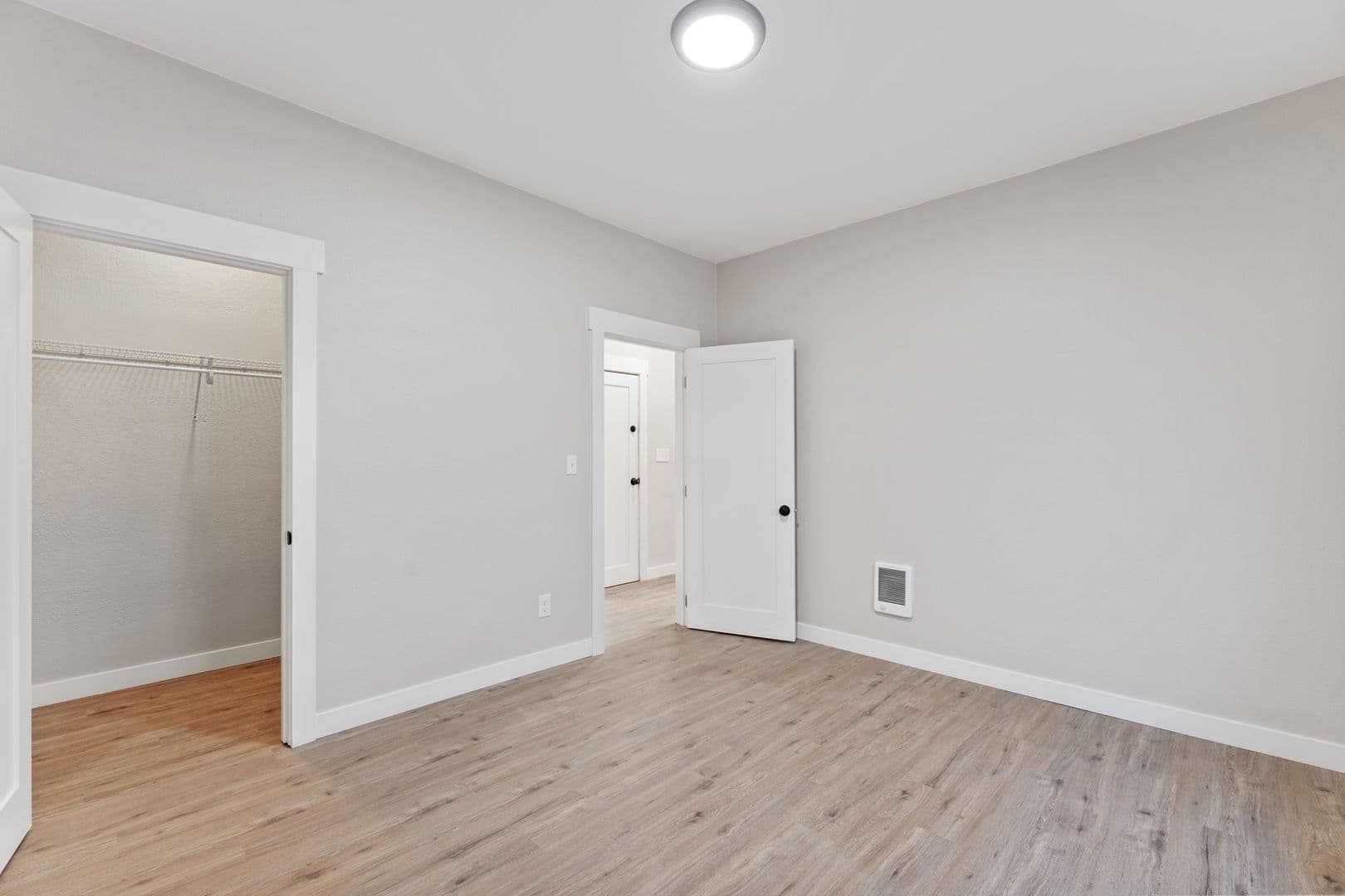 Portland Apartment: 100 N Killingsworth St