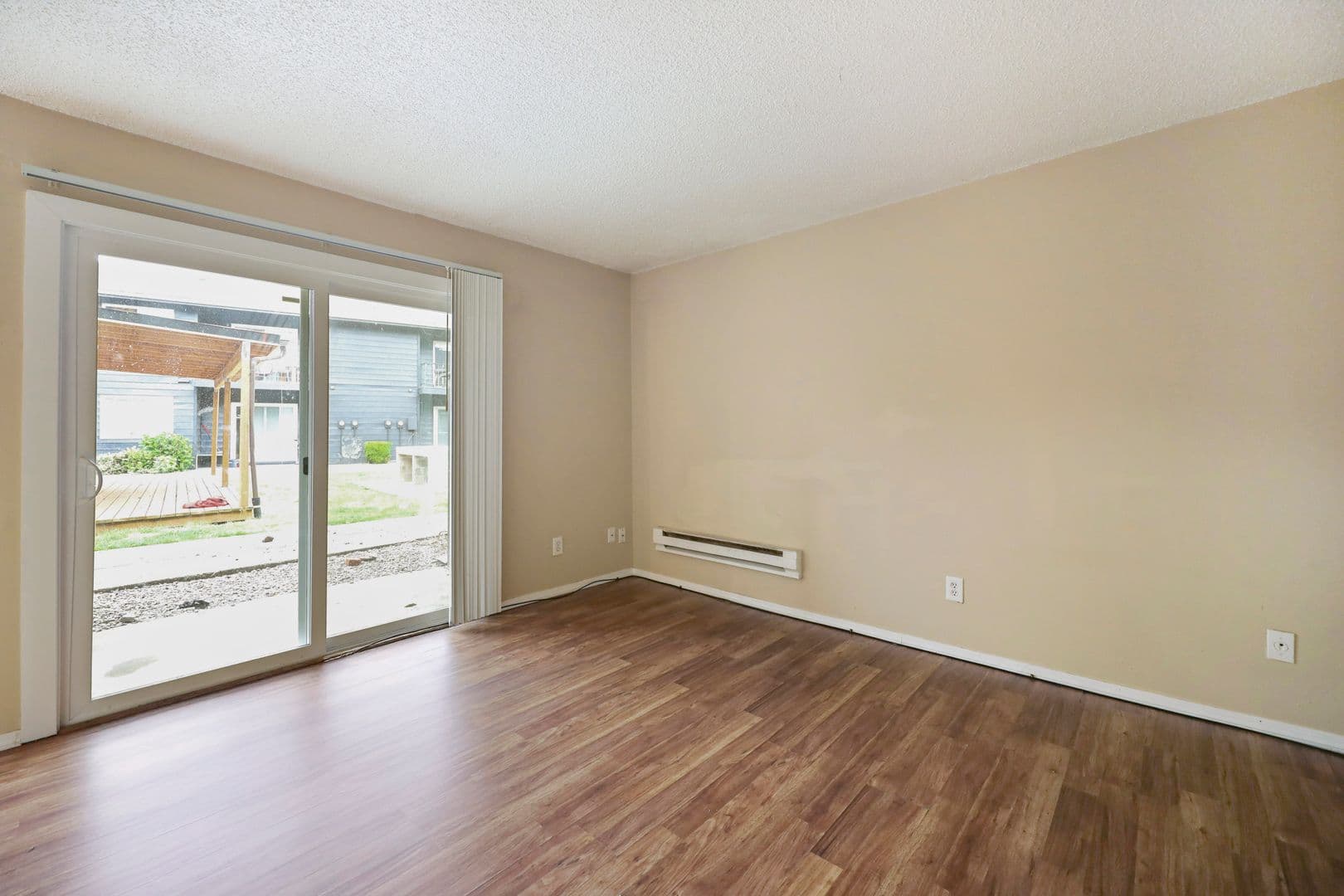 Portland Apartment: 12800 NE Sandy Blvd