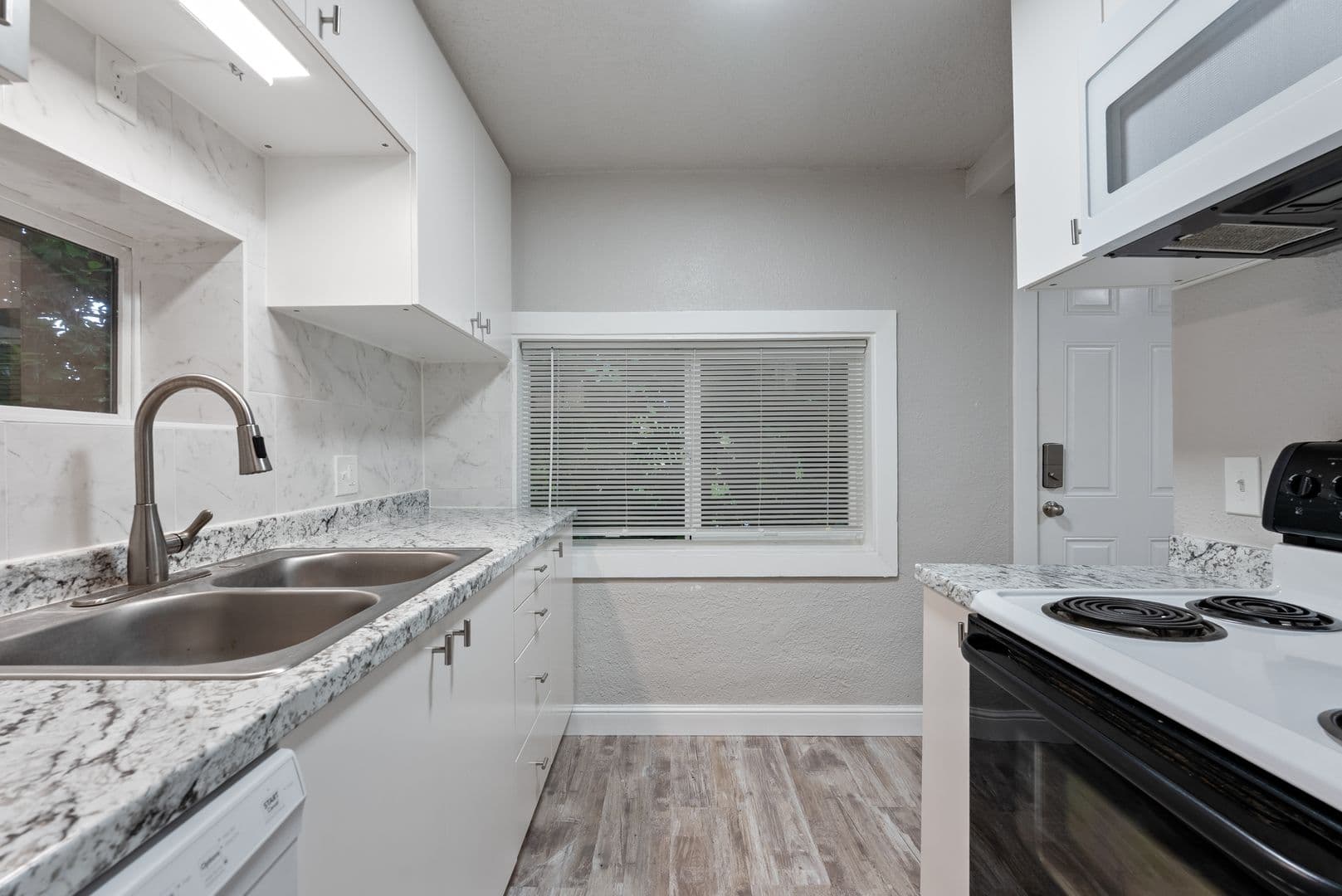 Vancouver Apartment: 3812 R St - Unit #3