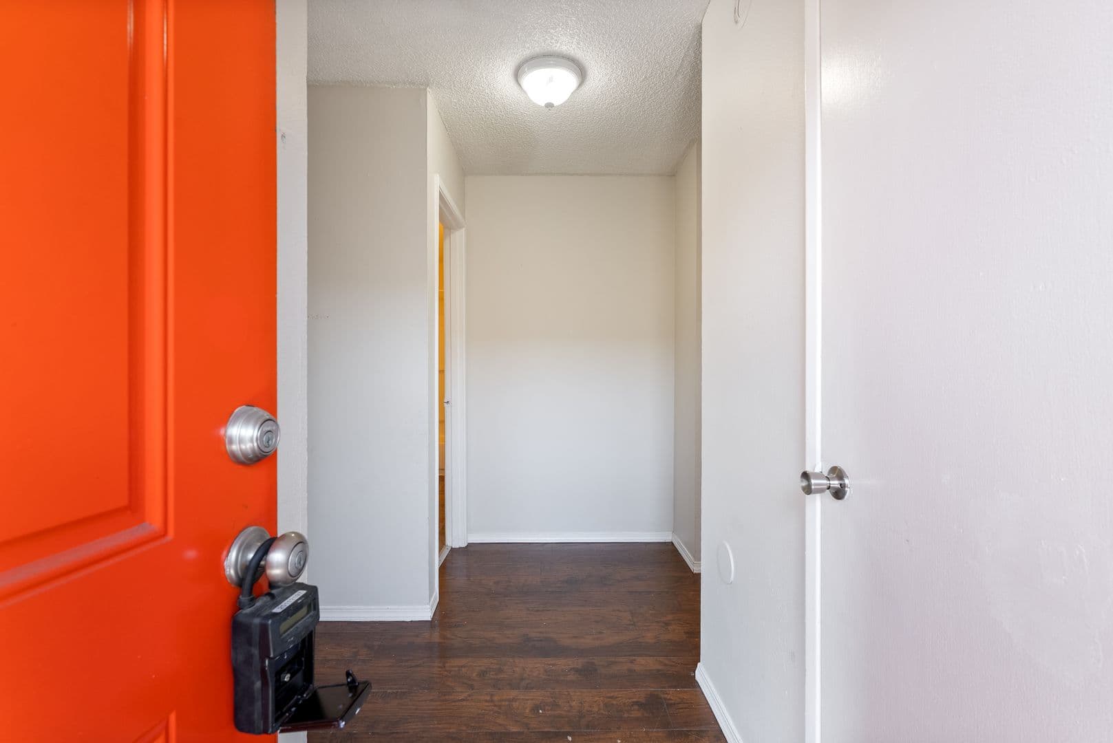 Portland Apartment: 12800 NE Sandy Blvd