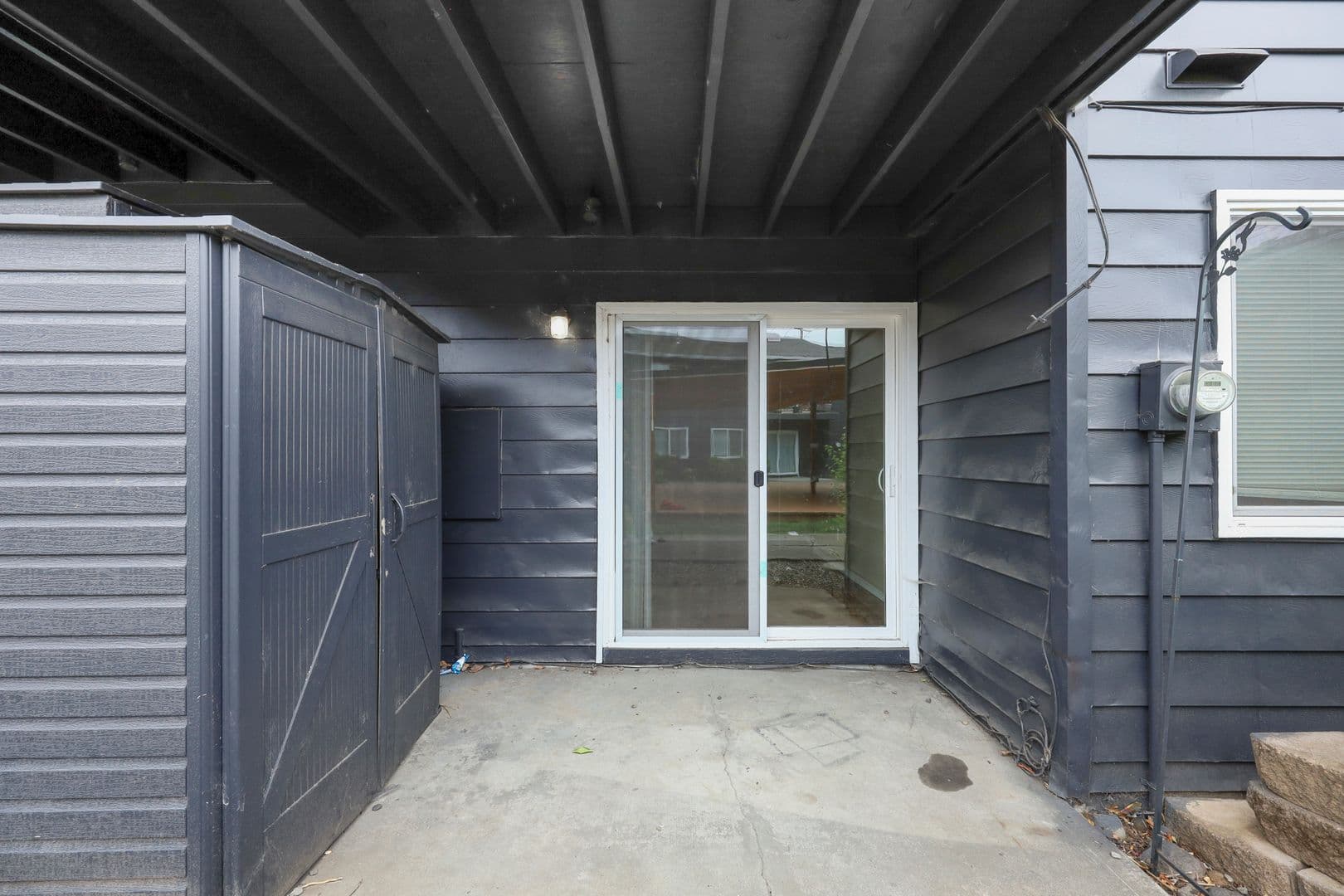 Portland Apartment: 12800 NE Sandy Blvd