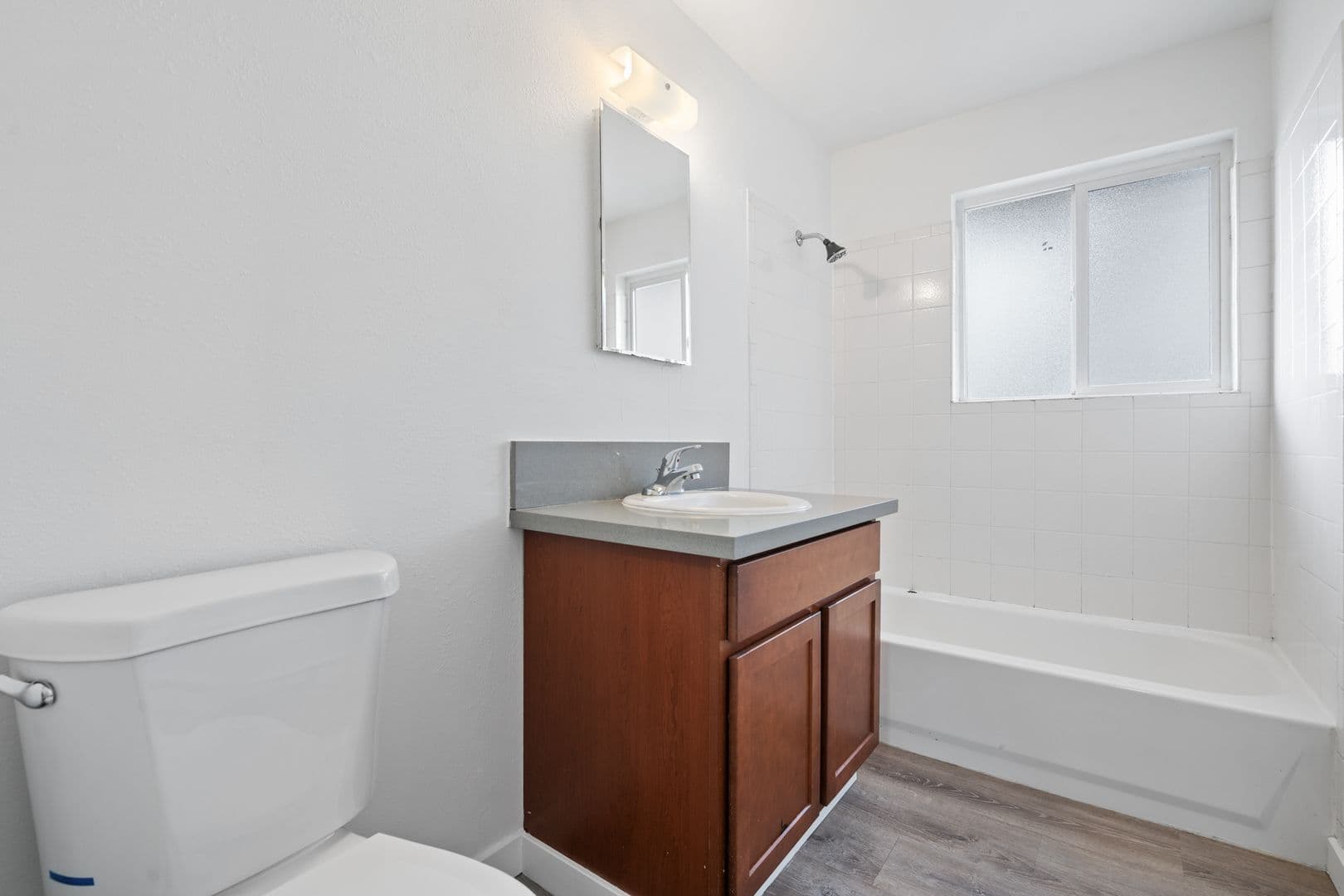 Gresham Apartment: 17924 SE Division St