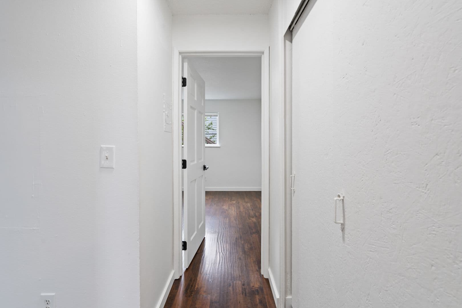 Gresham Apartment: 17924 SE Division St