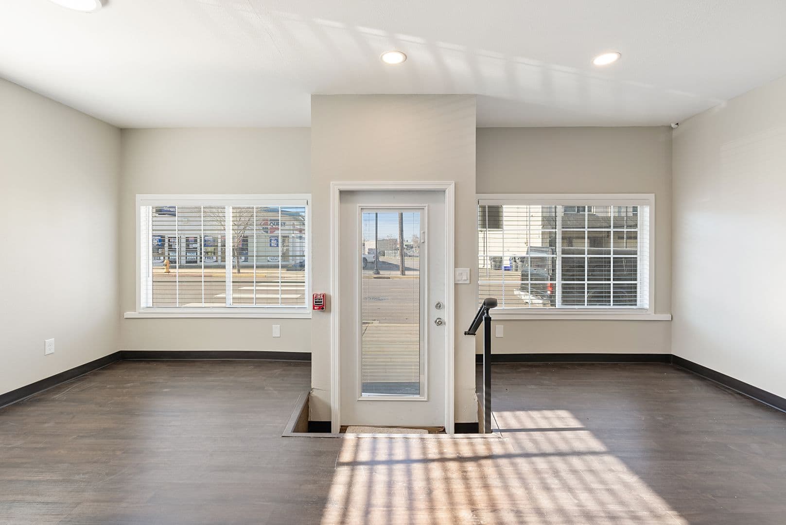 Molalla Apartment: 123 S. Molalla Ave.