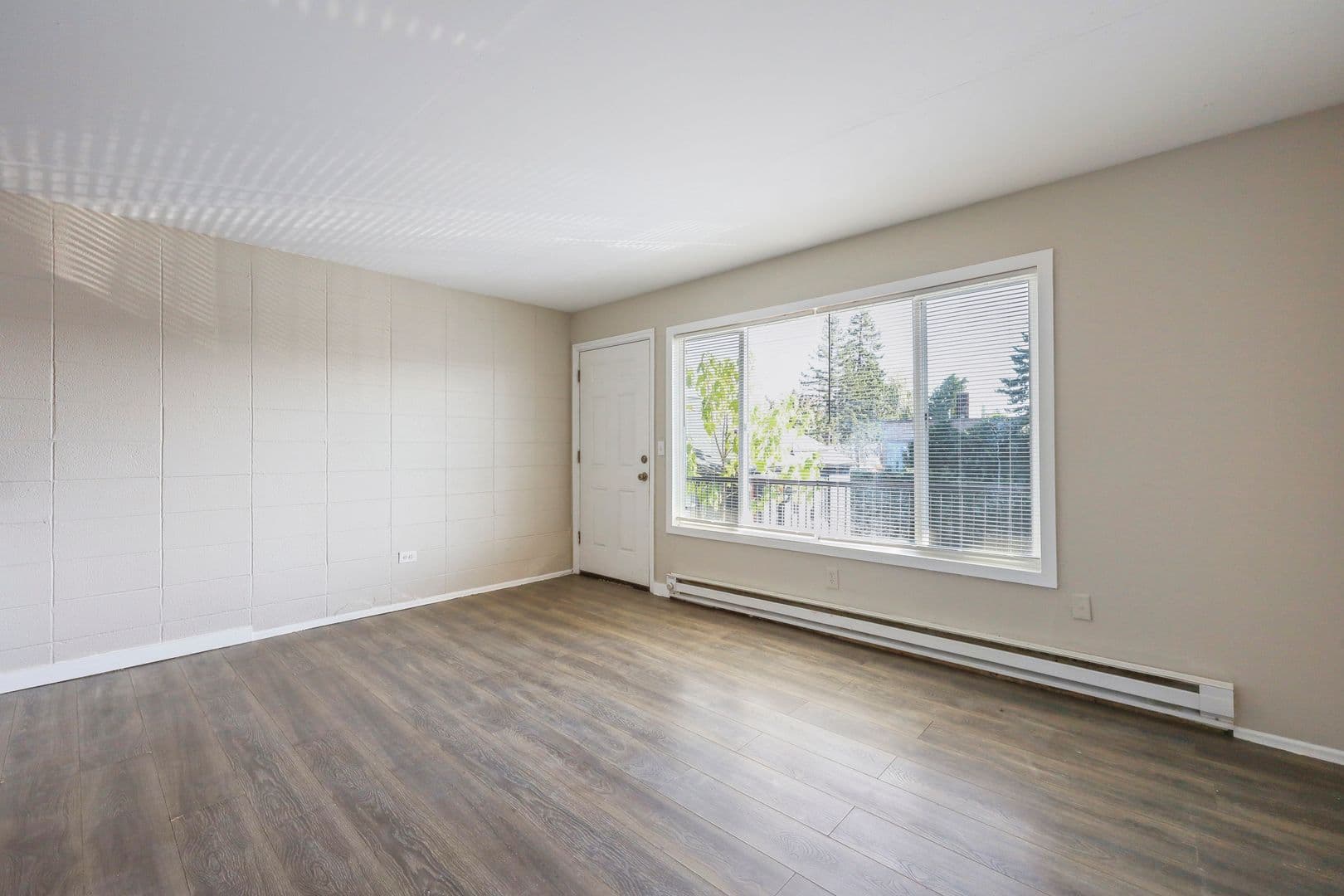 Portland Apartment: 8104-8110 SE Raymond St.