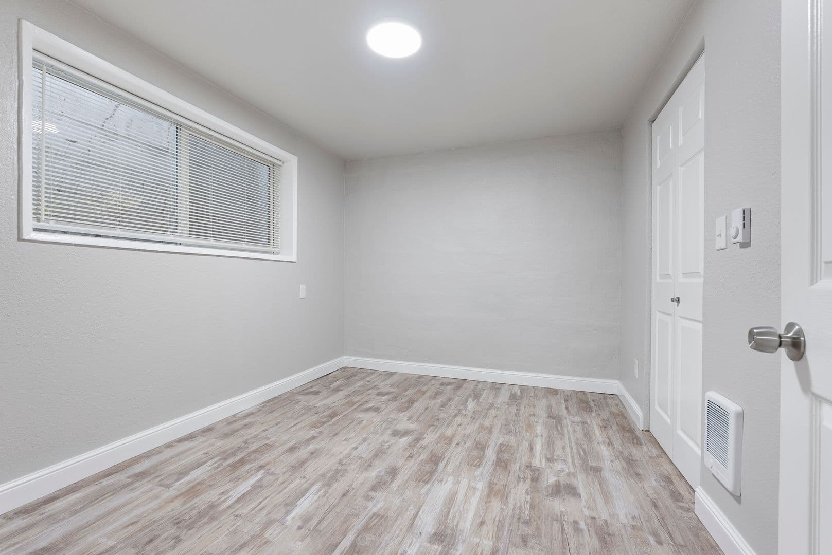 Vancouver Apartment: 3812 R St - Unit #3
