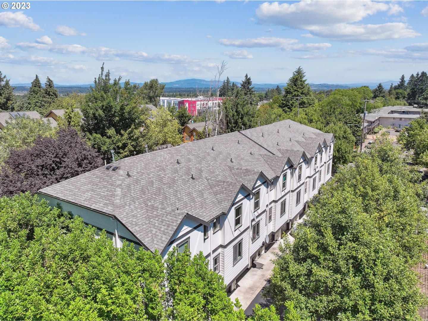 Portland Townhome: 5331 NE Cully Blvd