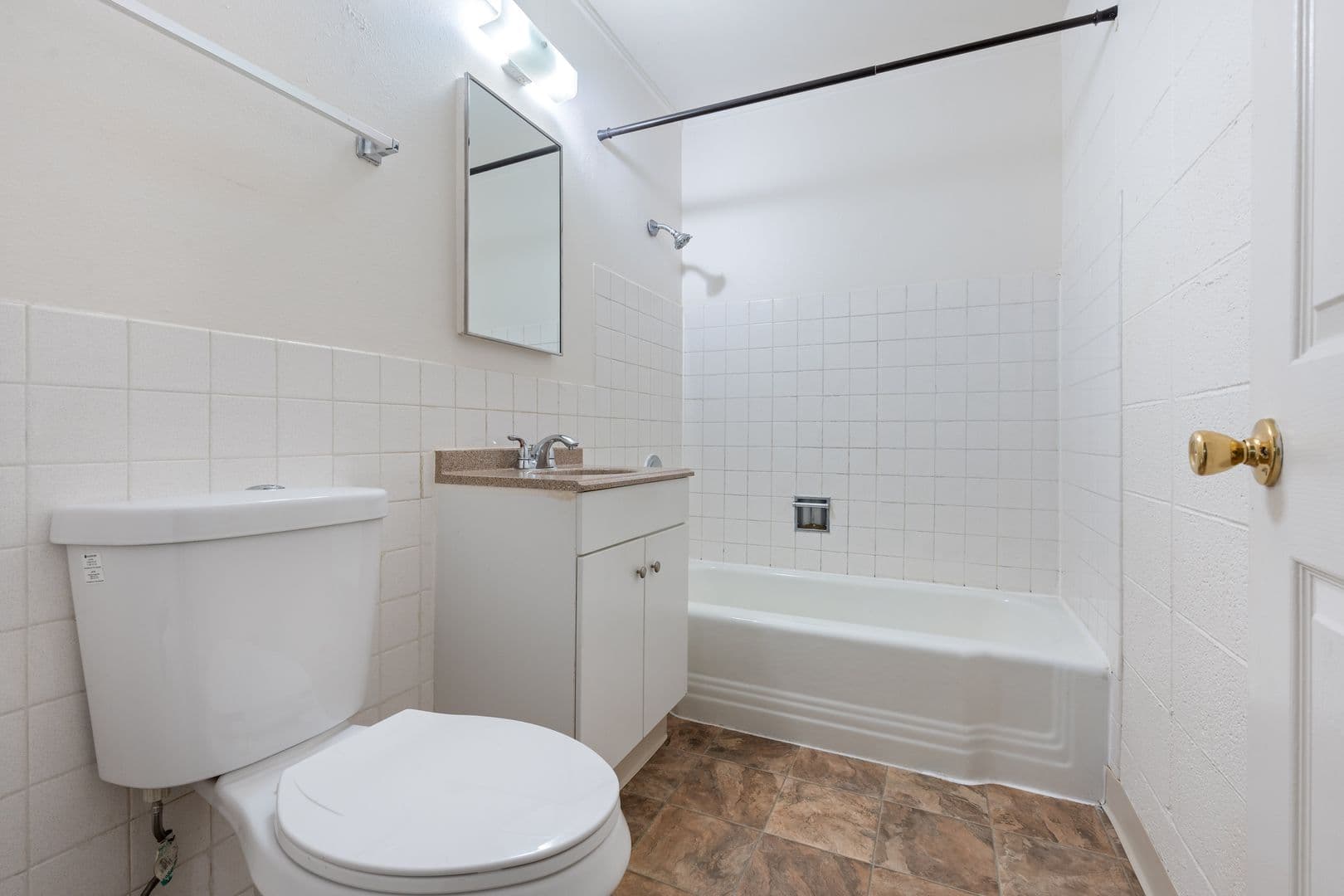 Portland Apartment: 8104-8110 SE Raymond St.