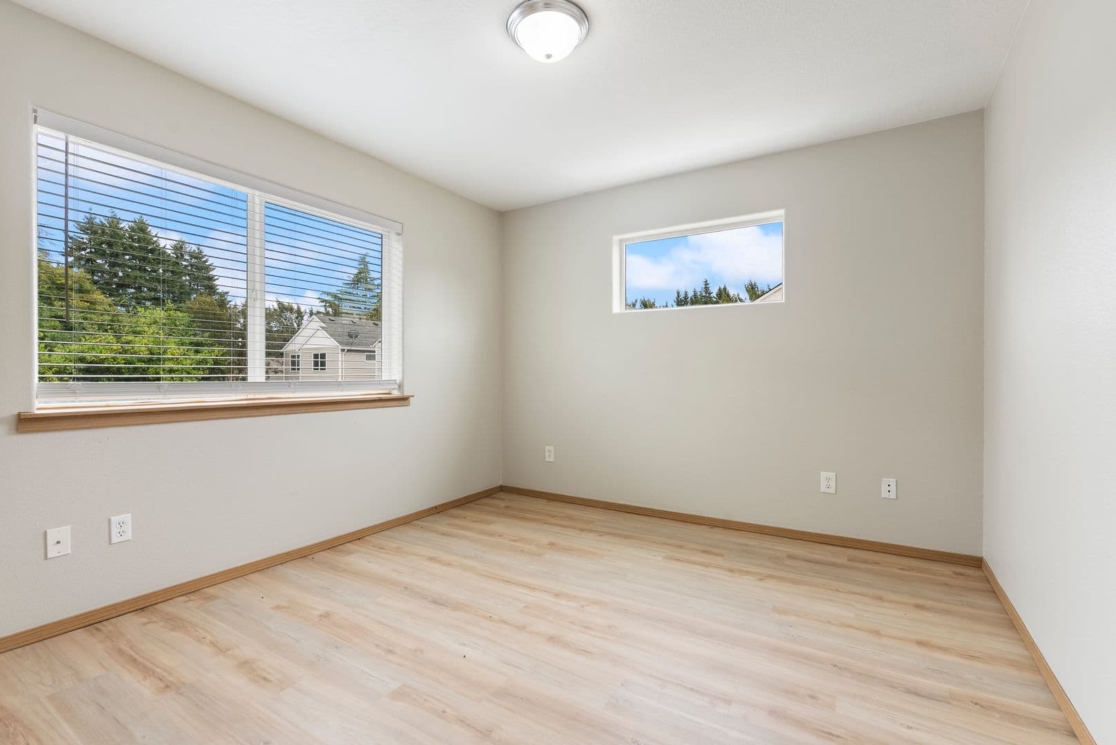 Portland House: 12618 SE Ramona St