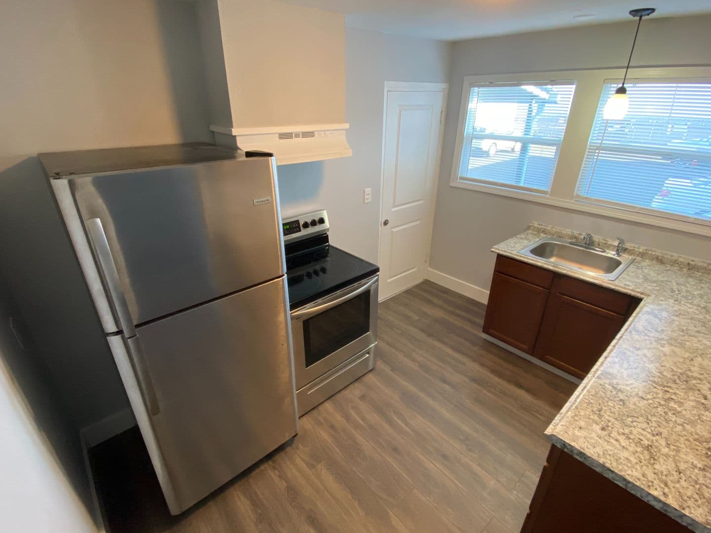 Portland Apartment: 8104-8110 SE Raymond St.