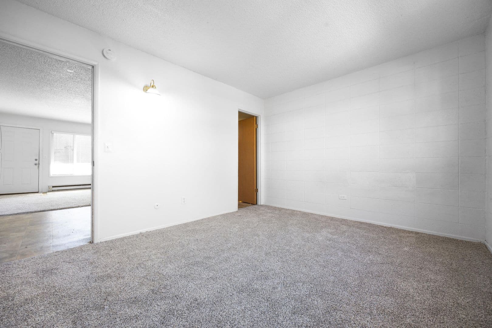 Portland Apartment: 8104-8110 SE Raymond St.