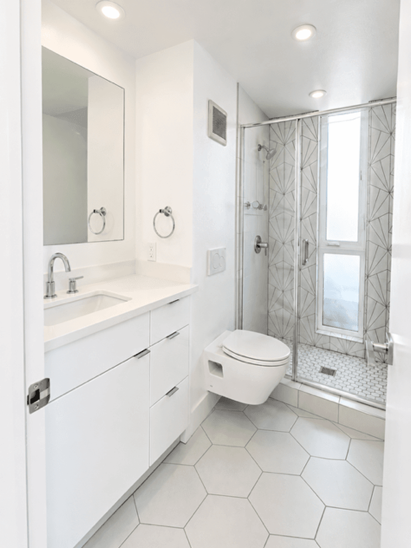 Los Angeles Apartment: 4553 Saturn Street