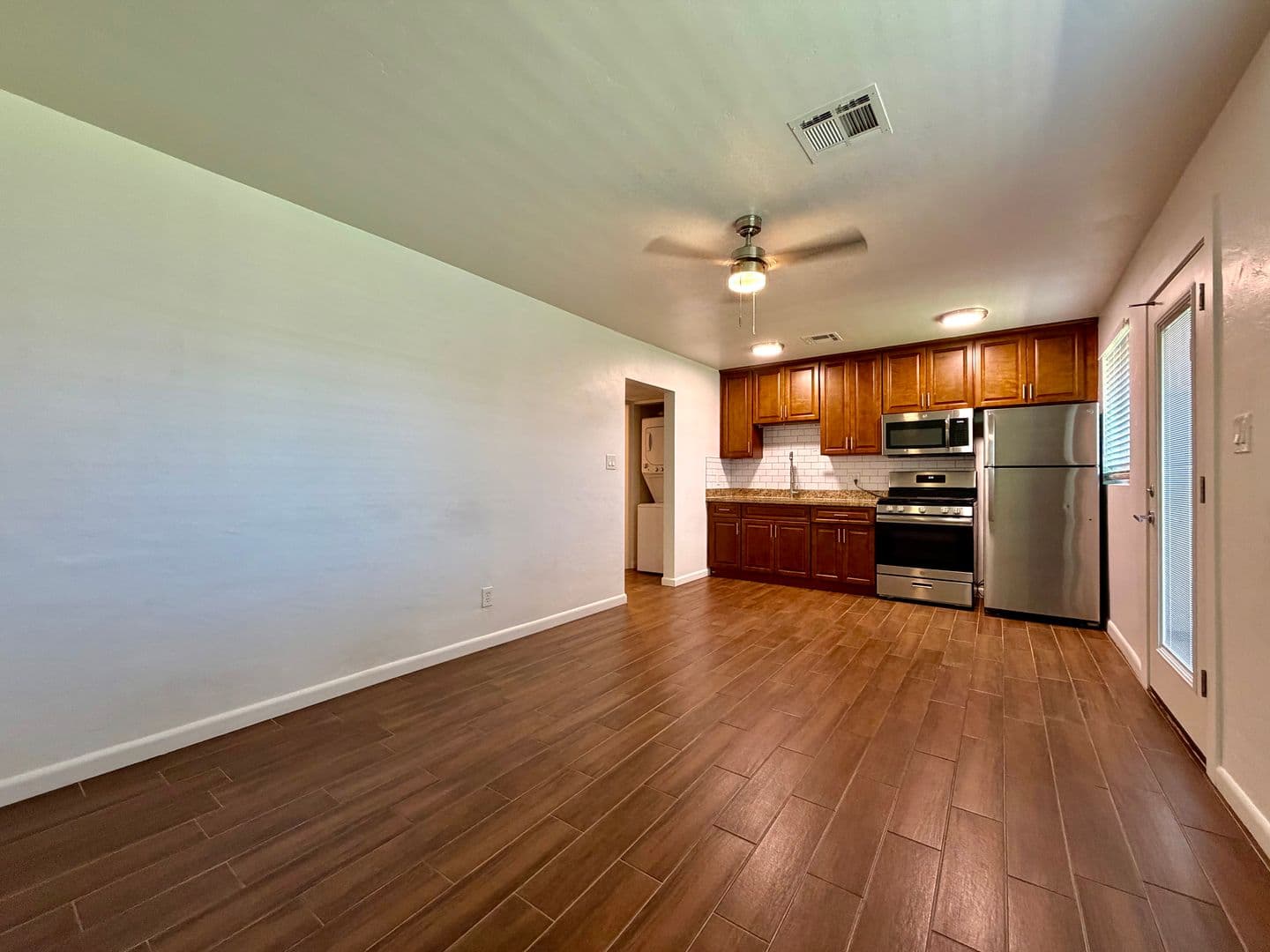 PHOENIX Apartment: 1202 E KALER DR/7625 N 12TH ST