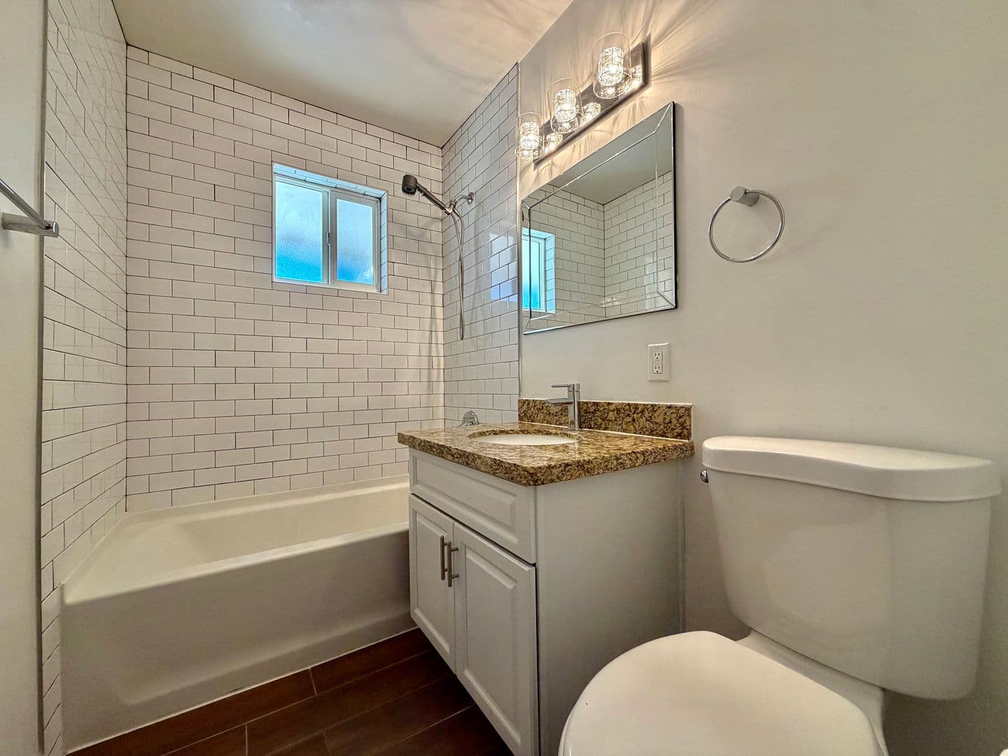 PHOENIX Apartment: 1202 E KALER DR/7625 N 12TH ST